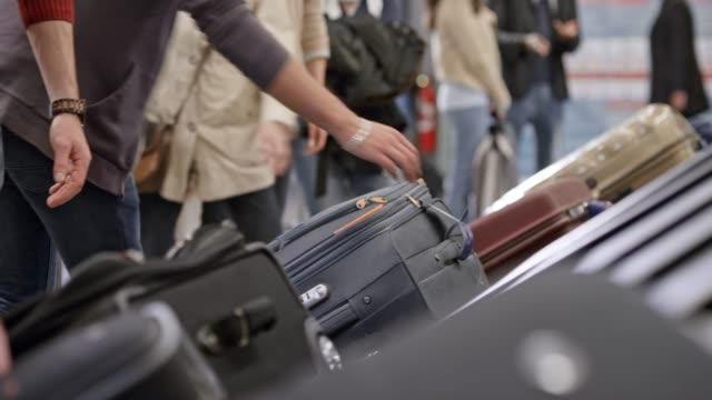 Ремонт чемоданов Dielle (Диелле) Ремонт чемоданов Dielle (Диелле)